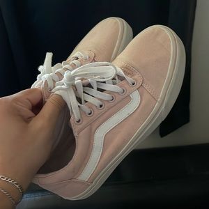 Women’s Vans 🌸